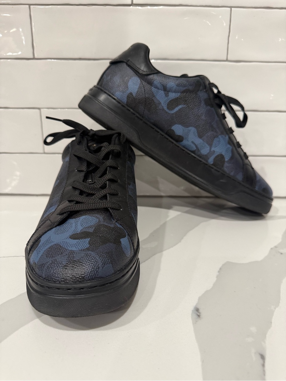 Coach Men's Blue and Black Camo Low-Top Sneakers